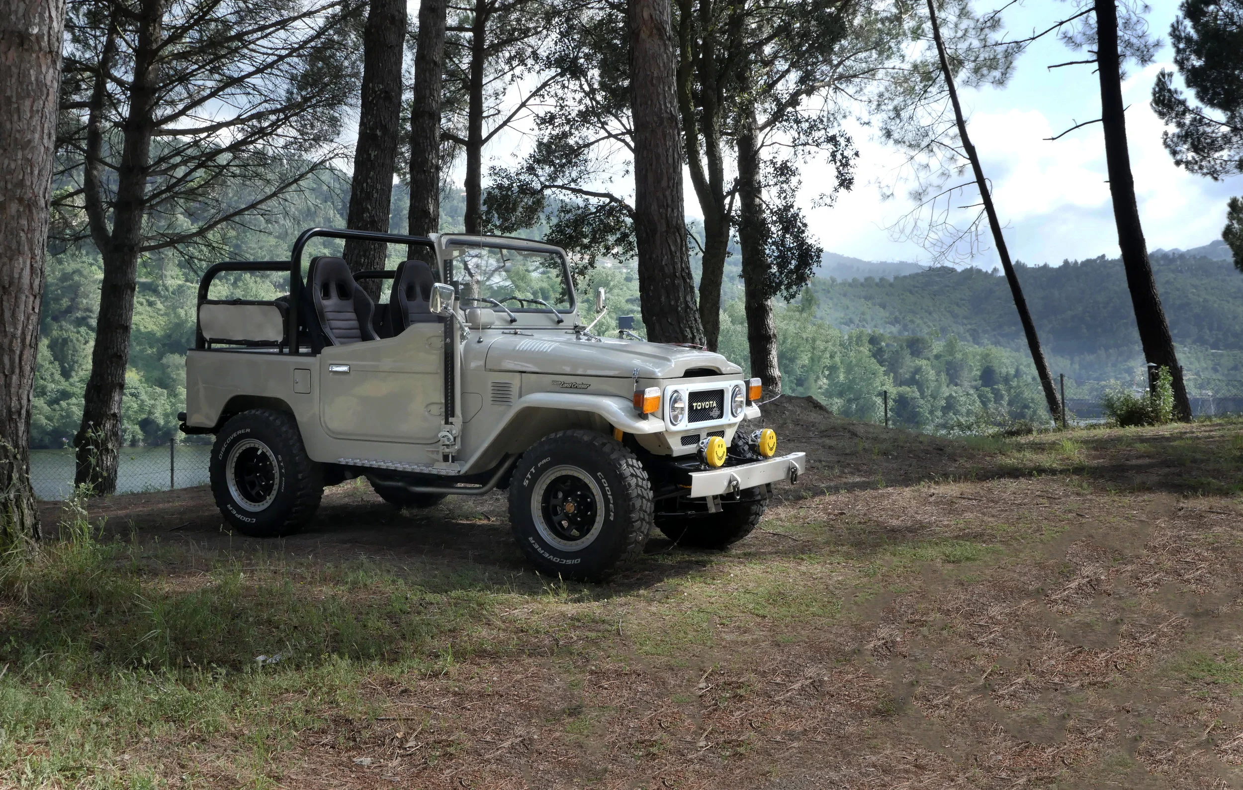 1979 Toyota Land Cruiser — Legacy Overland